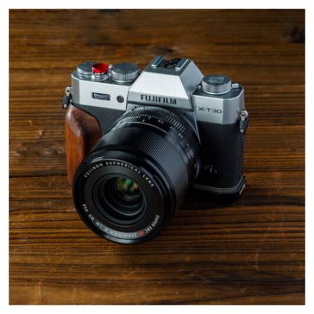 SmallRig 5666 - uchwyt L-kształtny, do FUJIFILM X-T30/X-T30 II/X-T30 III - przykład użycia